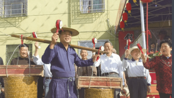 以前的鸡毛换糖是什么意思，鸡毛换糖换取的鸡毛干什么用图1