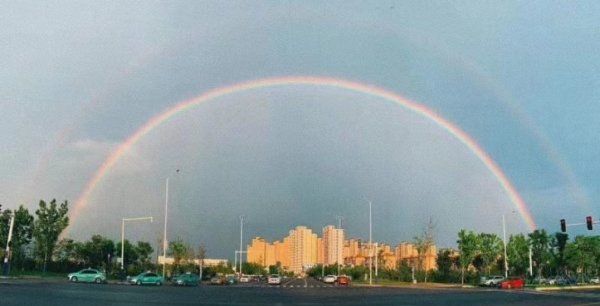 雨过天晴有什么景象，在雨过天晴了的时候仿写怎么写图1