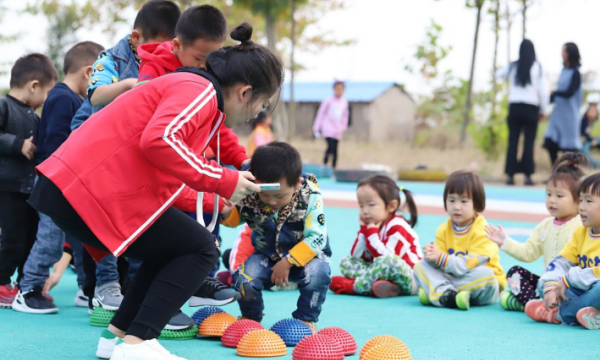 幼儿园孩子成长语录怎么写，关于幼儿园孩子成长的经典语录图2