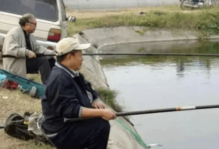 逗钓用什么漂好，泡沫逗钓用多长的鱼竿