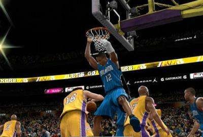 nba2k9怎么空接，nba2k如何让队友给自己空接图1