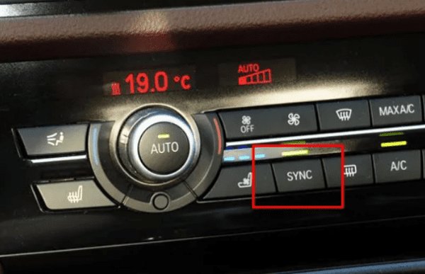 s丫nc汽车什么意思，别克车上的sync是什么按键图1