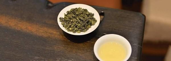 青茶和绿茶的区别，绿茶和清茶的区别是什么