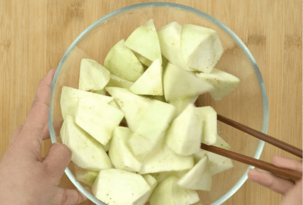 红烧茄子最简单的做法，红烧茄子怎样制作视频图8