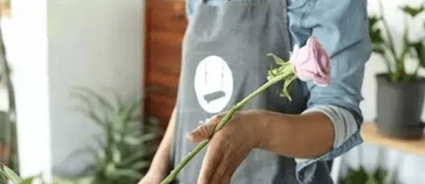 怎么包装花束，鲜花包装技巧 让你的花束更美图2